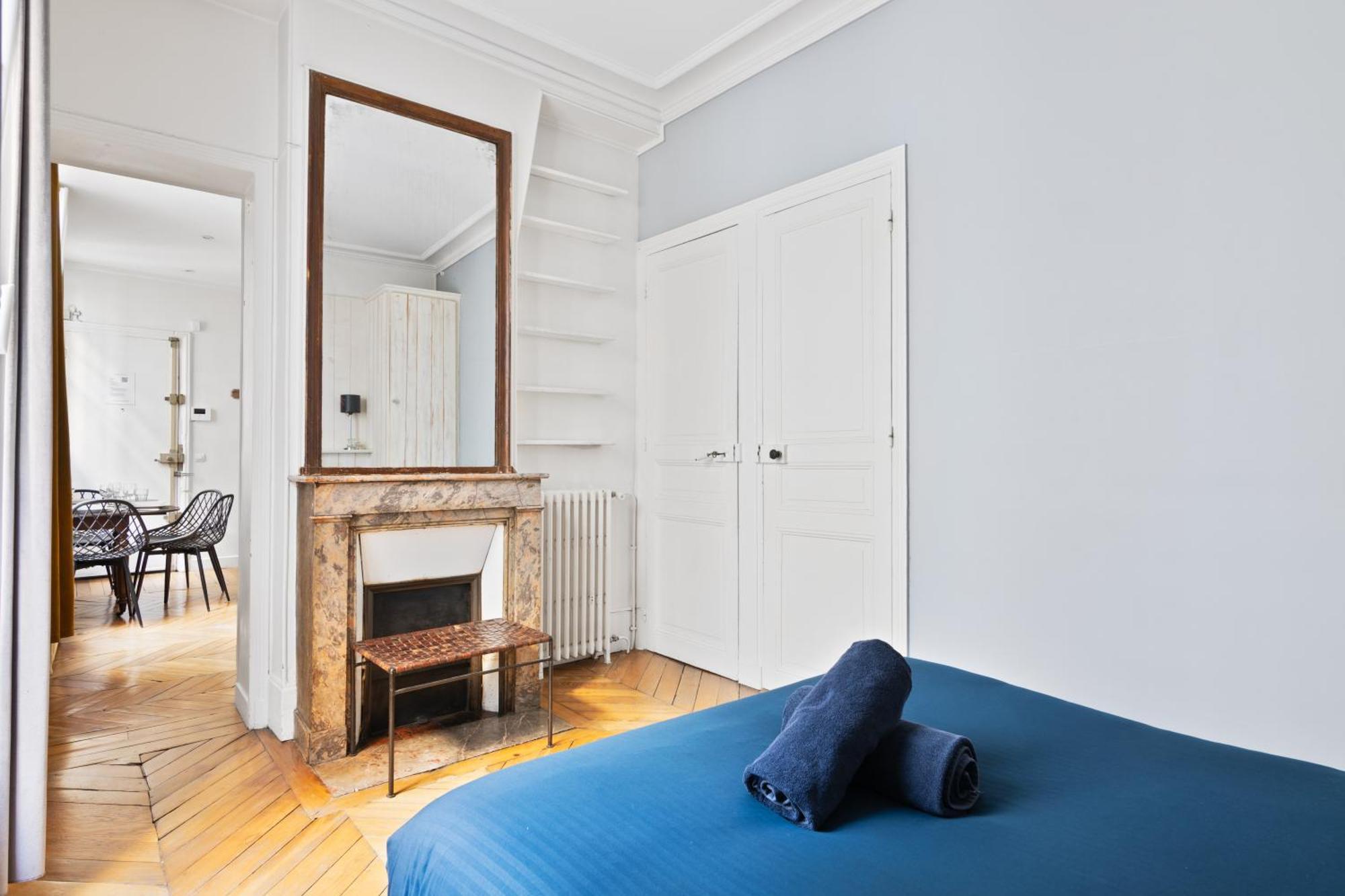 Appartement Quartier Champ De Mars Free Netflix Paris Luaran gambar
